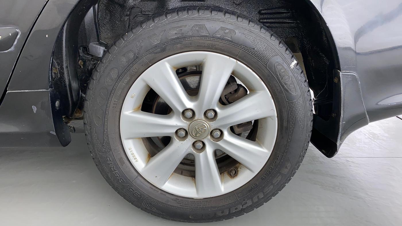 2011 Toyota Corolla Altis 1.8 G, Petrol, Manual, 67,066 km, Left Rear Wheel