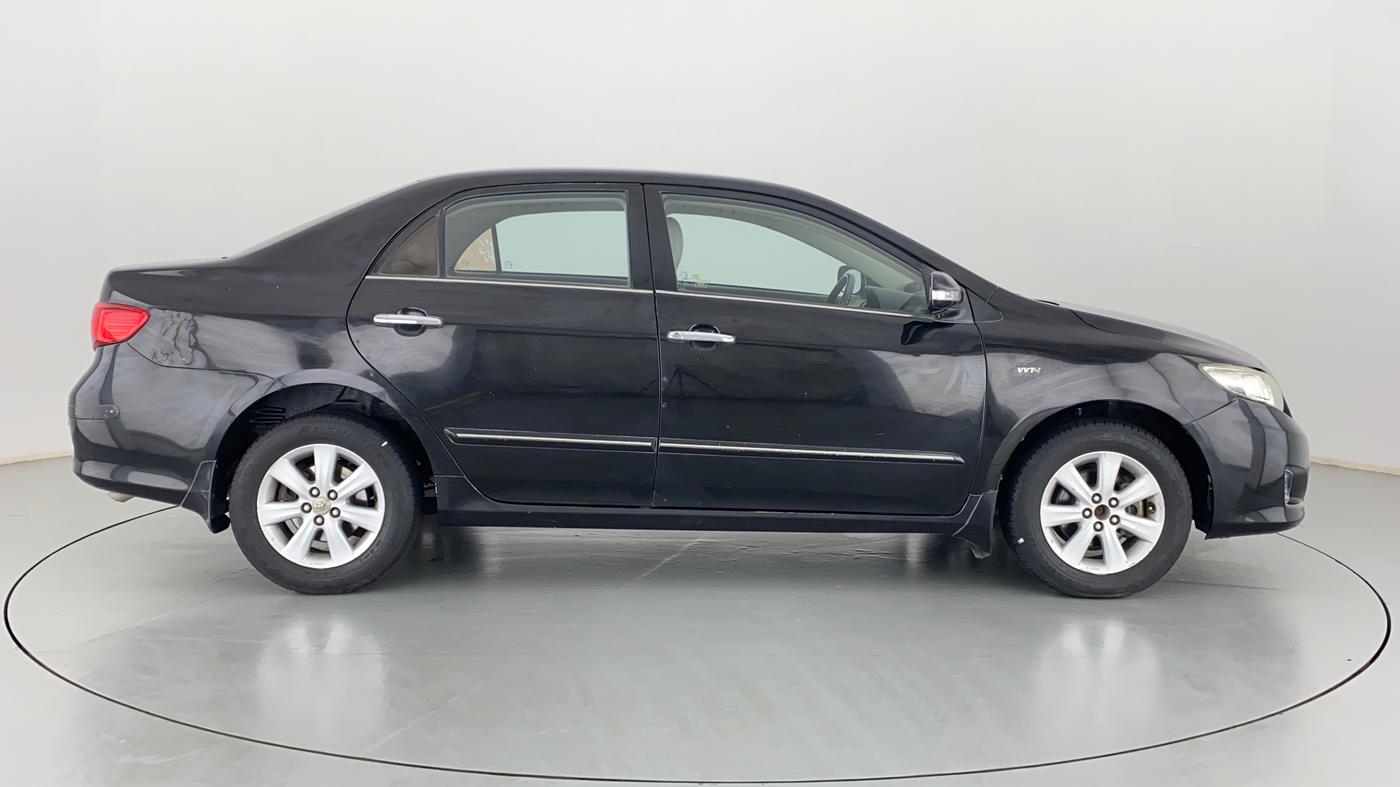 2011 Toyota Corolla Altis 1.8 G, Petrol, Manual, 67,066 km, Right Side View