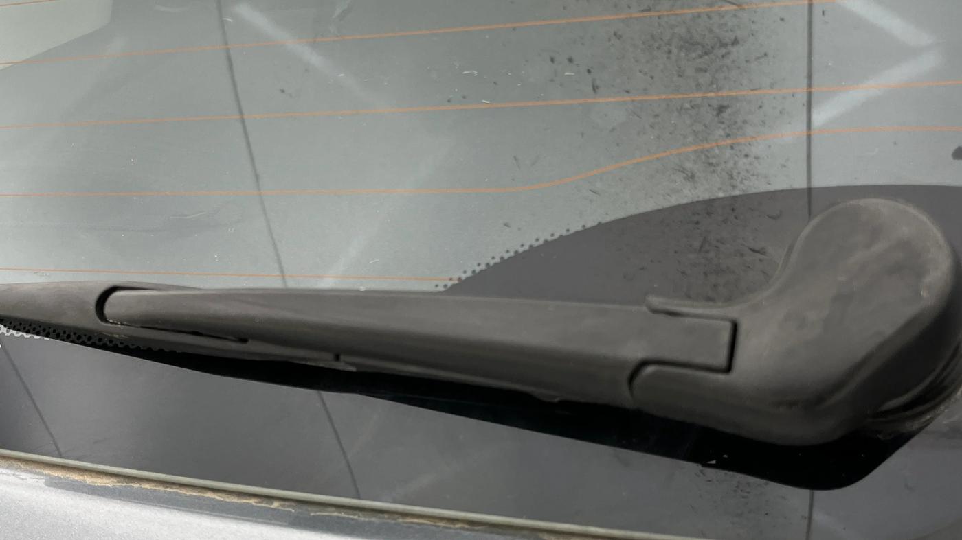 2019 Tata NEXON XZ PLUS DIESEL DUAL TONE, Diesel, Manual, 71,844 km, Rear Wiper