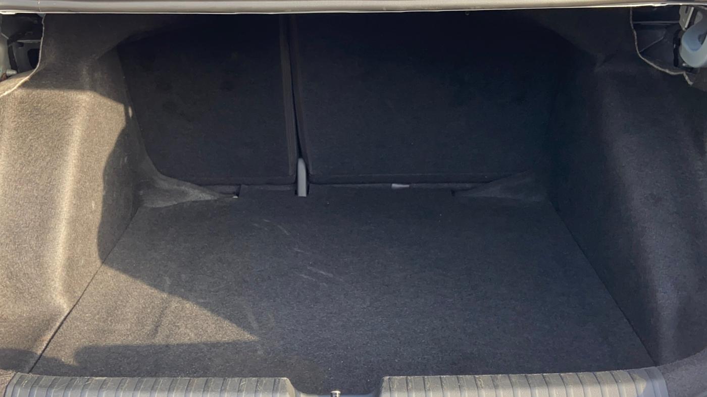 2022 Volkswagen VIRTUS TOPLINE TSI 1.0 AT, Petrol, Automatic, 81,788 km, Boot Inside