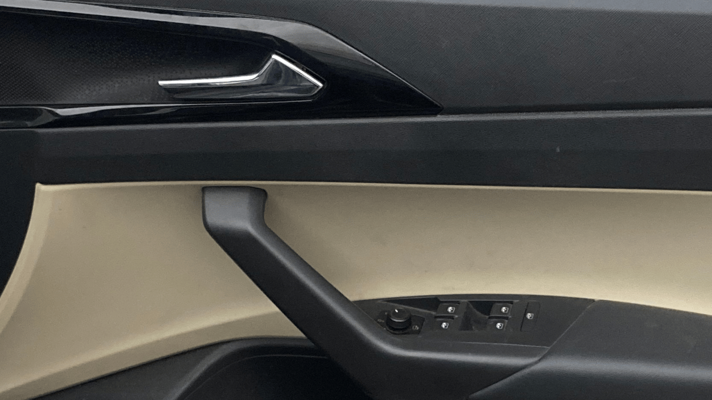 2022 Skoda SLAVIA STYLE 1.0L TSI AT, Petrol, Automatic, 88,338 km, Driver Side Door Panels Control