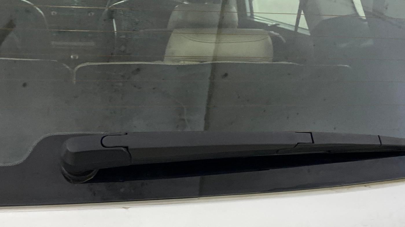 2022 KIA CARENS LUXURY PLUS 1.4 PETROL 6 STR, Petrol, Manual, 74,755 km, Rear Wiper