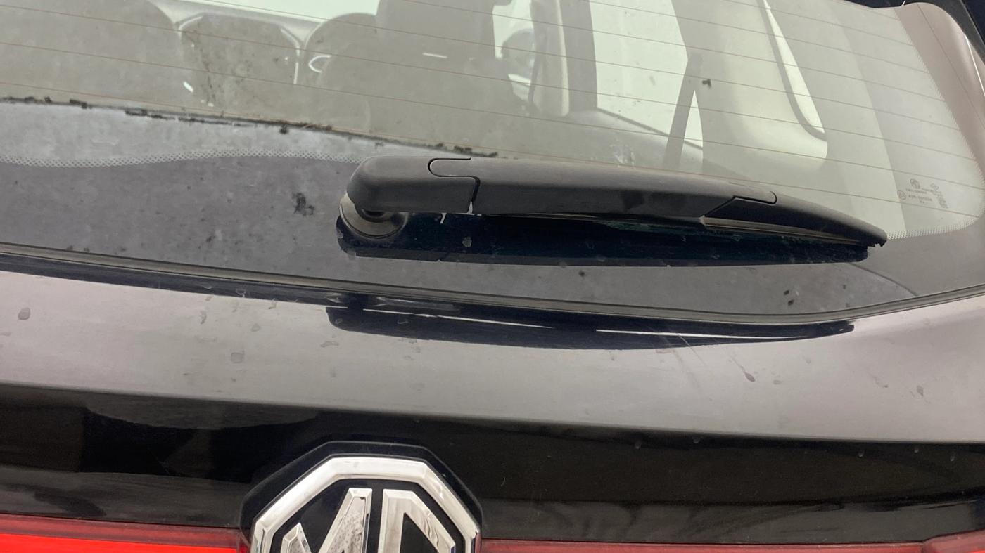 2019 MG HECTOR SMART 1.5 DCT PETROL, Petrol, Automatic, 39,934 km, Rear Wiper