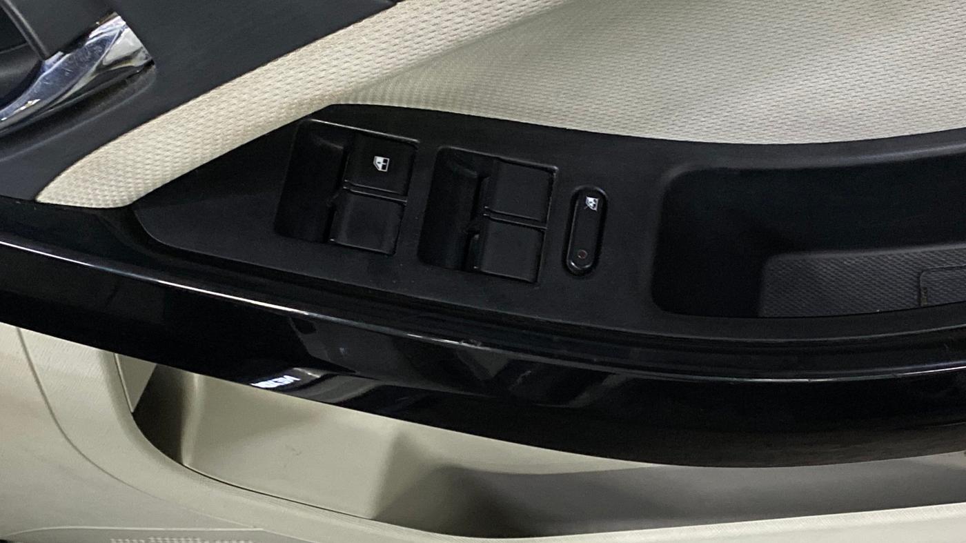 2020 Tata NEXON  XZ Plus LUXS Jet, Petrol, Manual, 55,986 km, Driver Side Door Panels Control