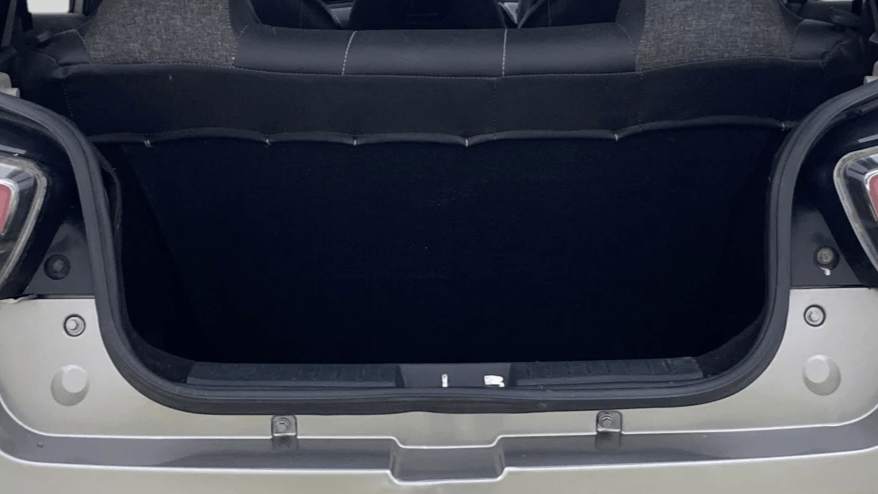 2018 Mahindra KUV 100 NXT K4+ P 6 STR, Petrol, Manual, 68,372 km, Boot Inside