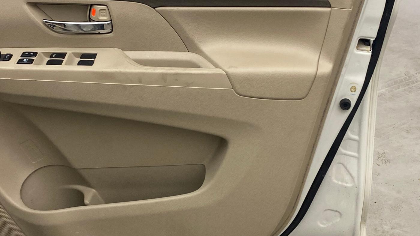 2021 Maruti Ertiga VXI AT SHVS, Petrol, Automatic, 46,410 km, Driver Side Door Panels Control