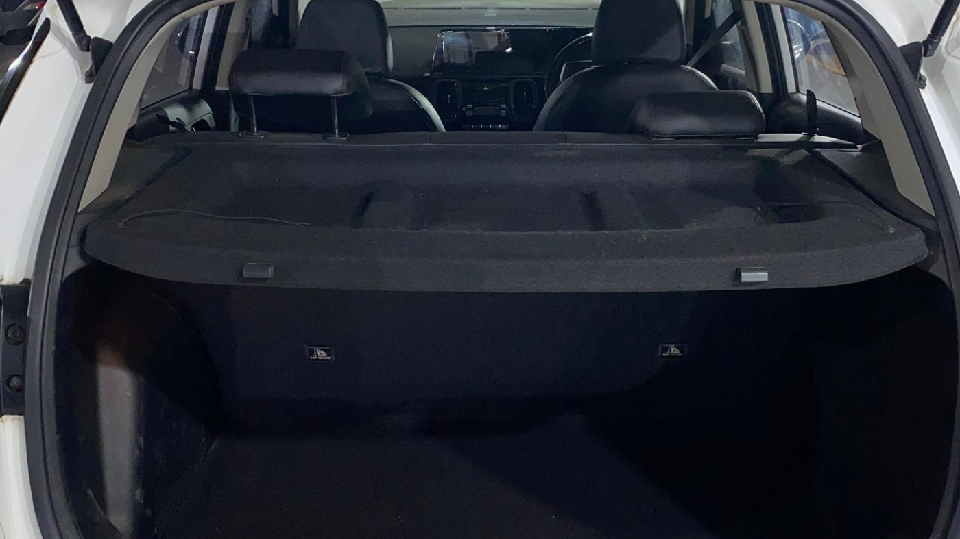 2020 KIA SONET GTX PLUS 1.0 DCT, Petrol, Automatic, 74,226 km, Boot Inside