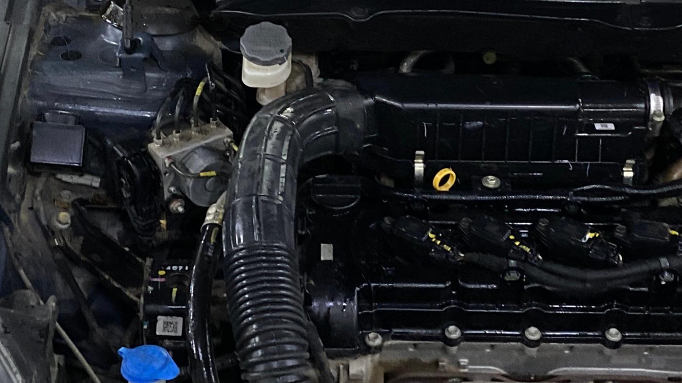 2021 Maruti Ciaz ALPHA 1.5 SHVS PETROL, Petrol, Manual, 25,207 km, Engine View - Right
