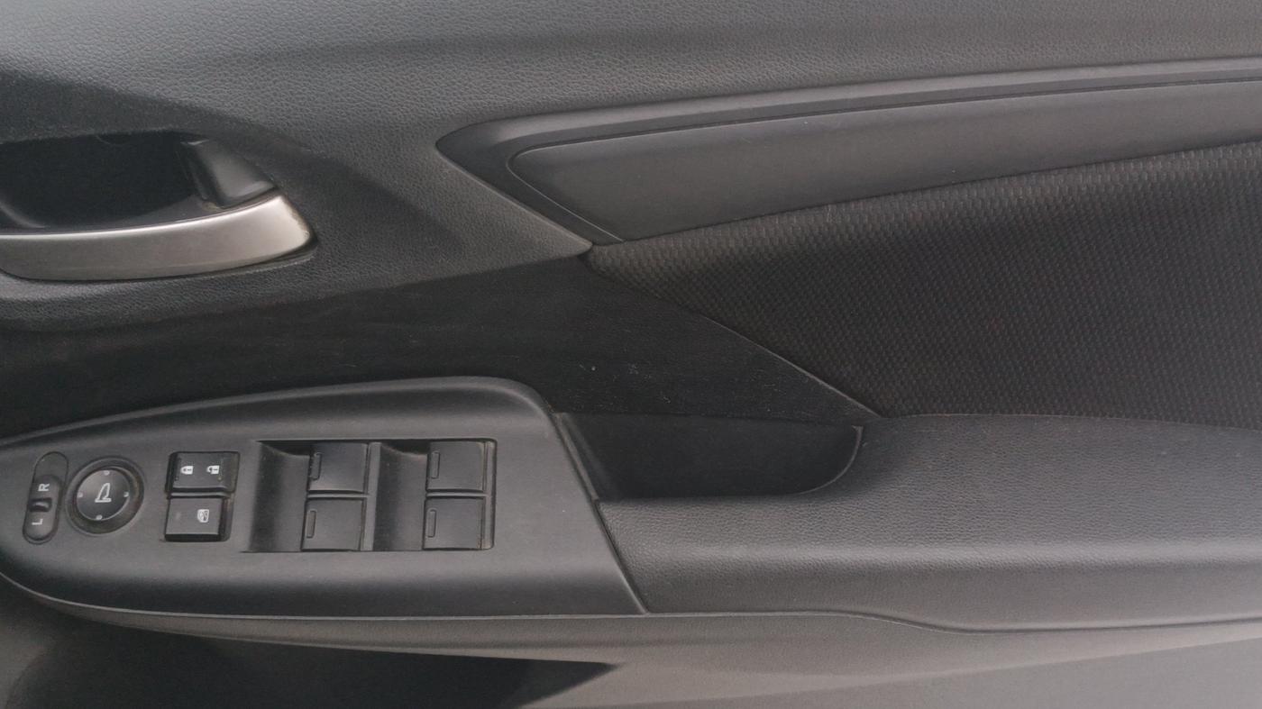 2018 Honda WR-V 1.2L I-VTEC S MT, Petrol, Manual, 51,712 km, Driver Side Door Panels Control
