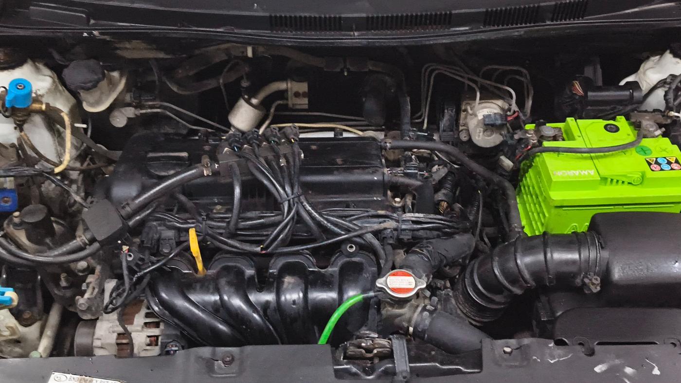 2013 Hyundai Verna FLUIDIC 1.6 VTVT SX, CNG, Manual, 93,983 km, Engine View