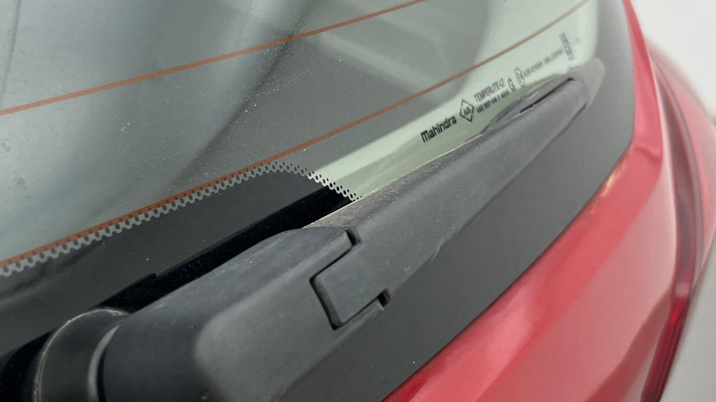 2022 Mahindra XUV300 W8 (O) 1.2 PETROL, Petrol, Manual, 20,984 km, Rear Wiper