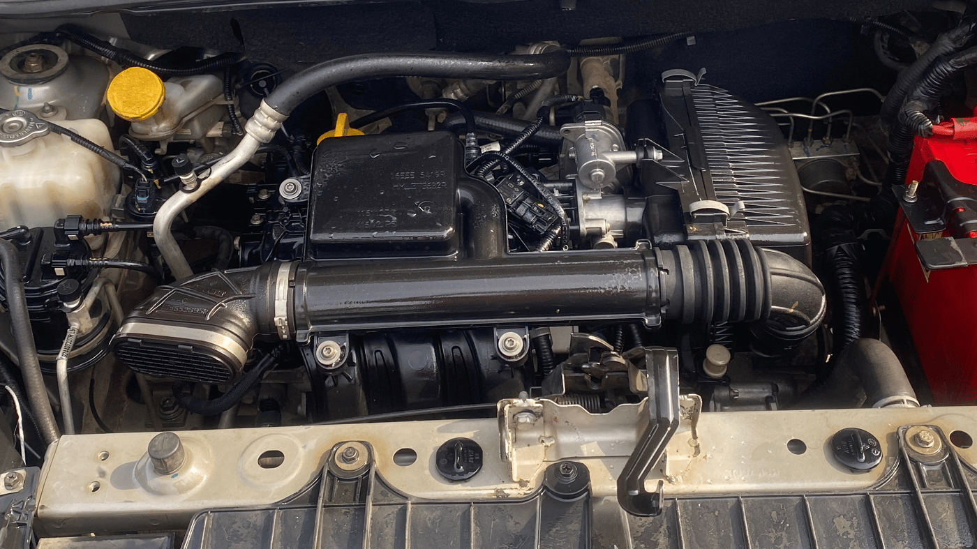 2021 Renault TRIBER RXZ AMT, Petrol, Automatic, 63,518 km, Engine View