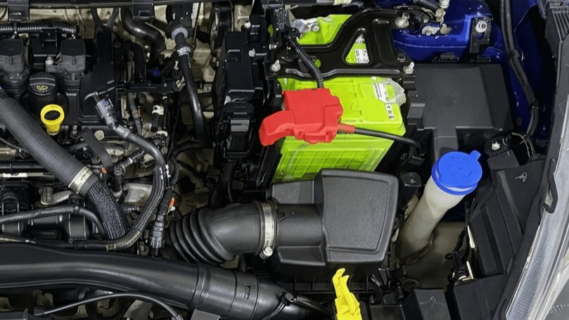 2019 Ford New Figo TITANIUM 1.2 PETROL MT, Petrol, Manual, 28,035 km, Engine View - Left
