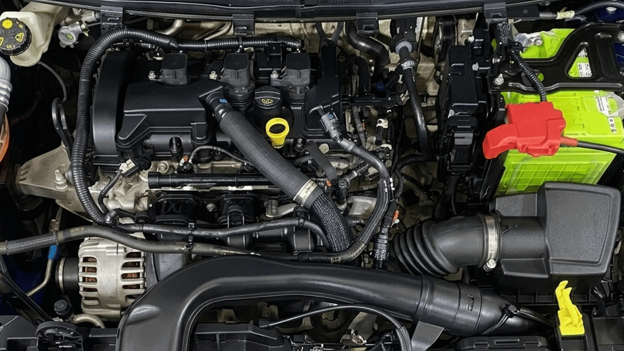 2019 Ford New Figo TITANIUM 1.2 PETROL MT, Petrol, Manual, 28,035 km, Engine View