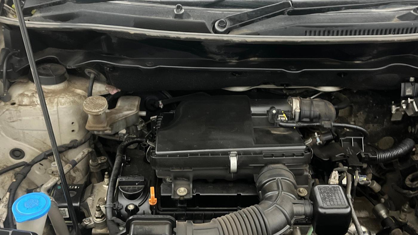 2023 Maruti XL6 ZETA AT, Petrol, Automatic, 62,107 km, Engine View - Right