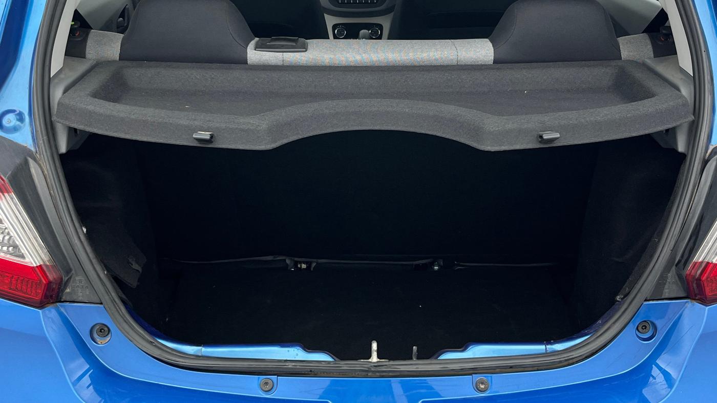 2025 Tata Tiago XZA, Petrol, Automatic, 5,081 km, Boot Inside