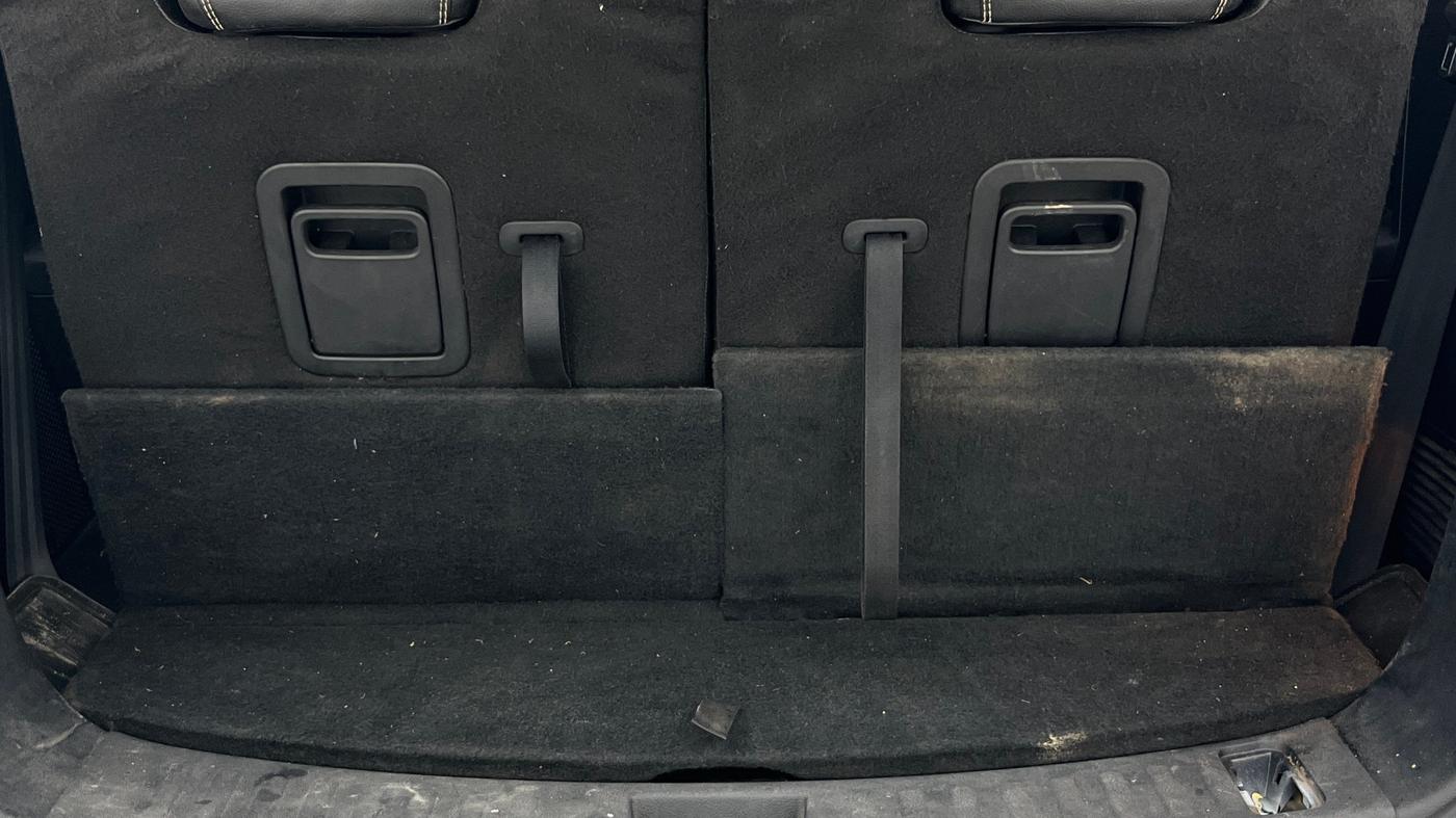 2021 Tata Safari XMA, Diesel, Automatic, 86,887 km, Boot Inside
