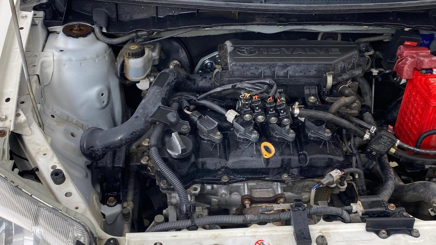 2019 Toyota Etios Liva V, CNG, Manual, 88,857 km, Engine View - Right
