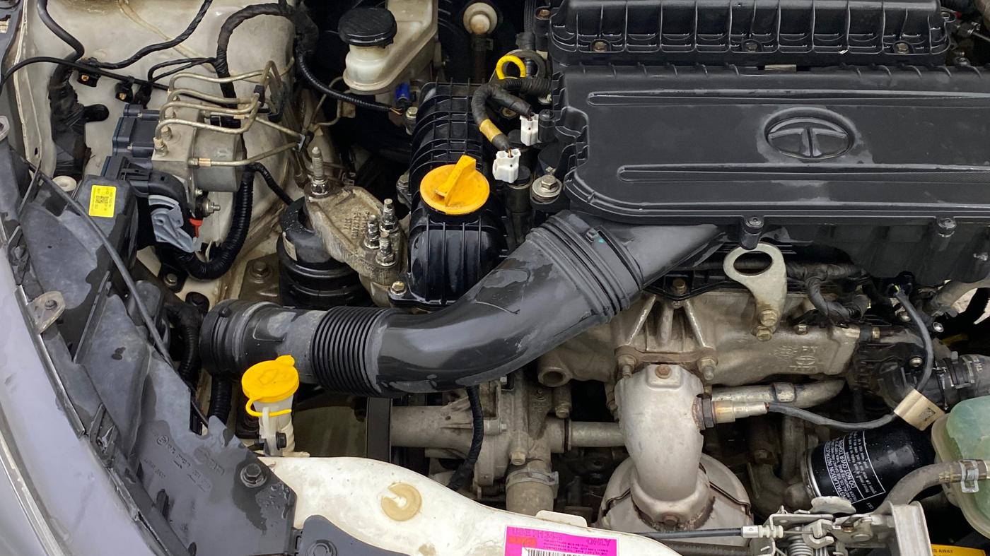 2022 Tata Tiago XT CNG, CNG, Manual, 63,607 km, Engine View - Right