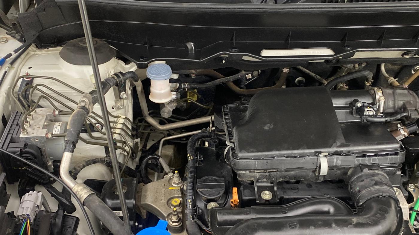 2023 Maruti BREZZA VXI SMART HYBRID, Petrol, Manual, 47,277 km, Engine View - Right
