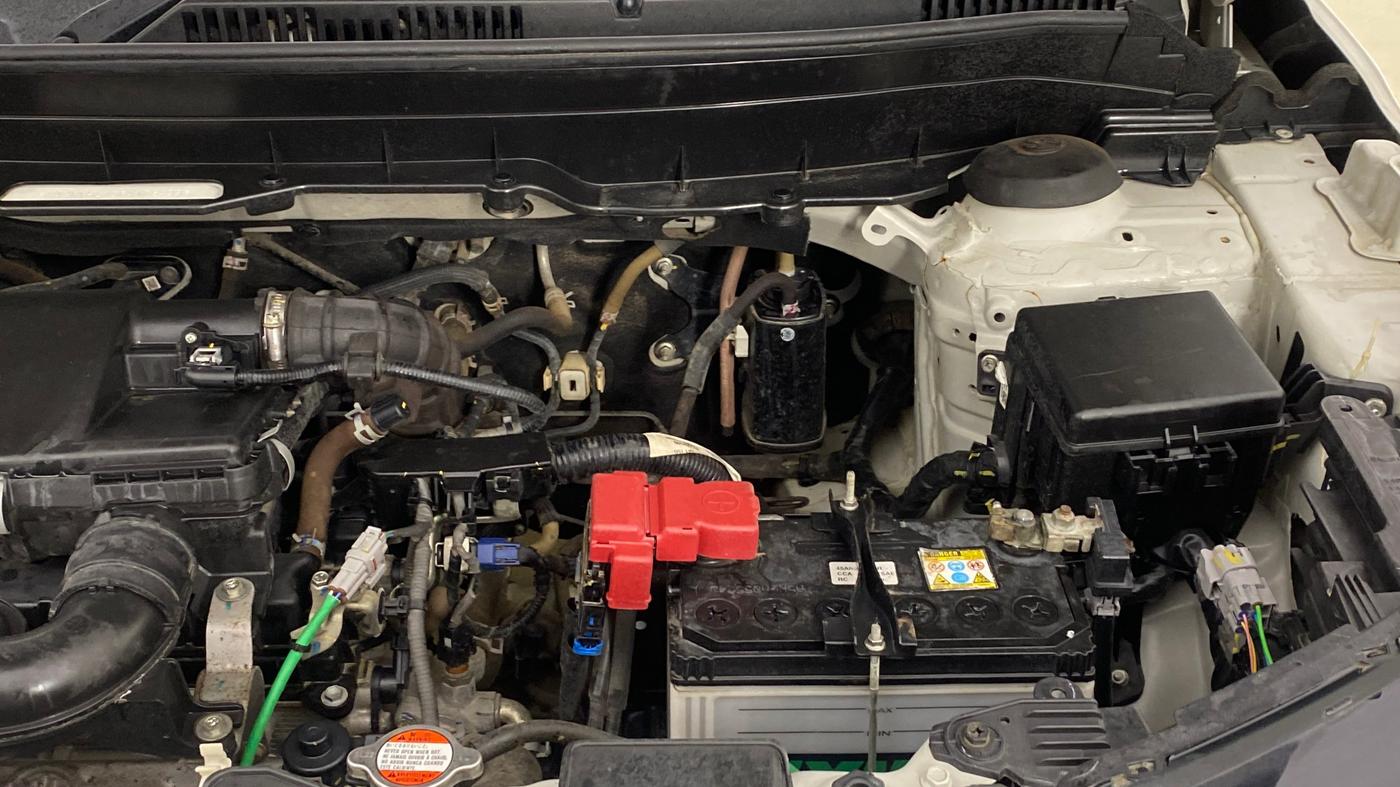 2023 Maruti BREZZA VXI SMART HYBRID, Petrol, Manual, 47,277 km, Engine View - Left