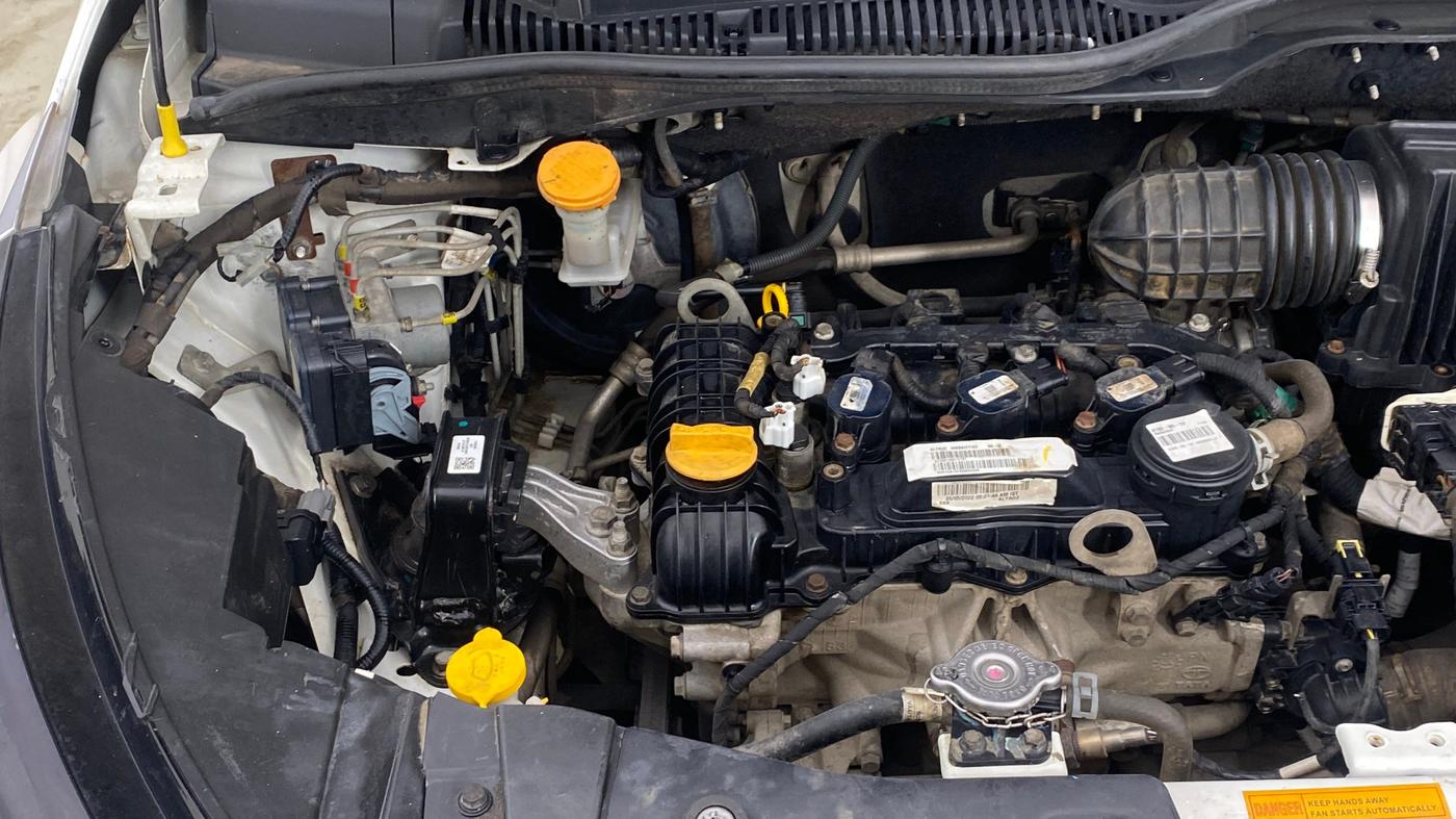 2022 Tata ALTROZ XZ PETROL, Petrol, Manual, 54,827 km, Engine View - Right