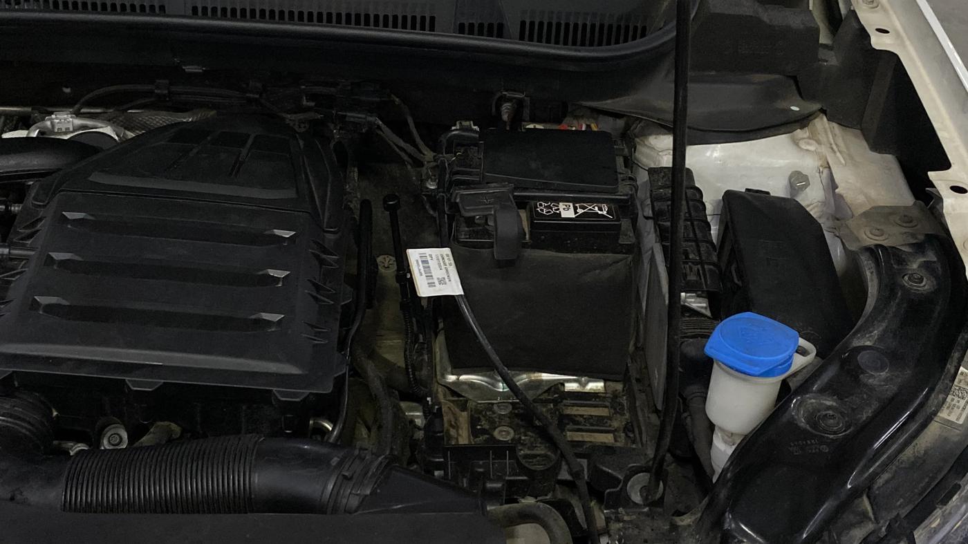 2024 Volkswagen TAIGUN GT Line 1.0L TSI AT, Petrol, Automatic, 34,097 km, Engine View - Left