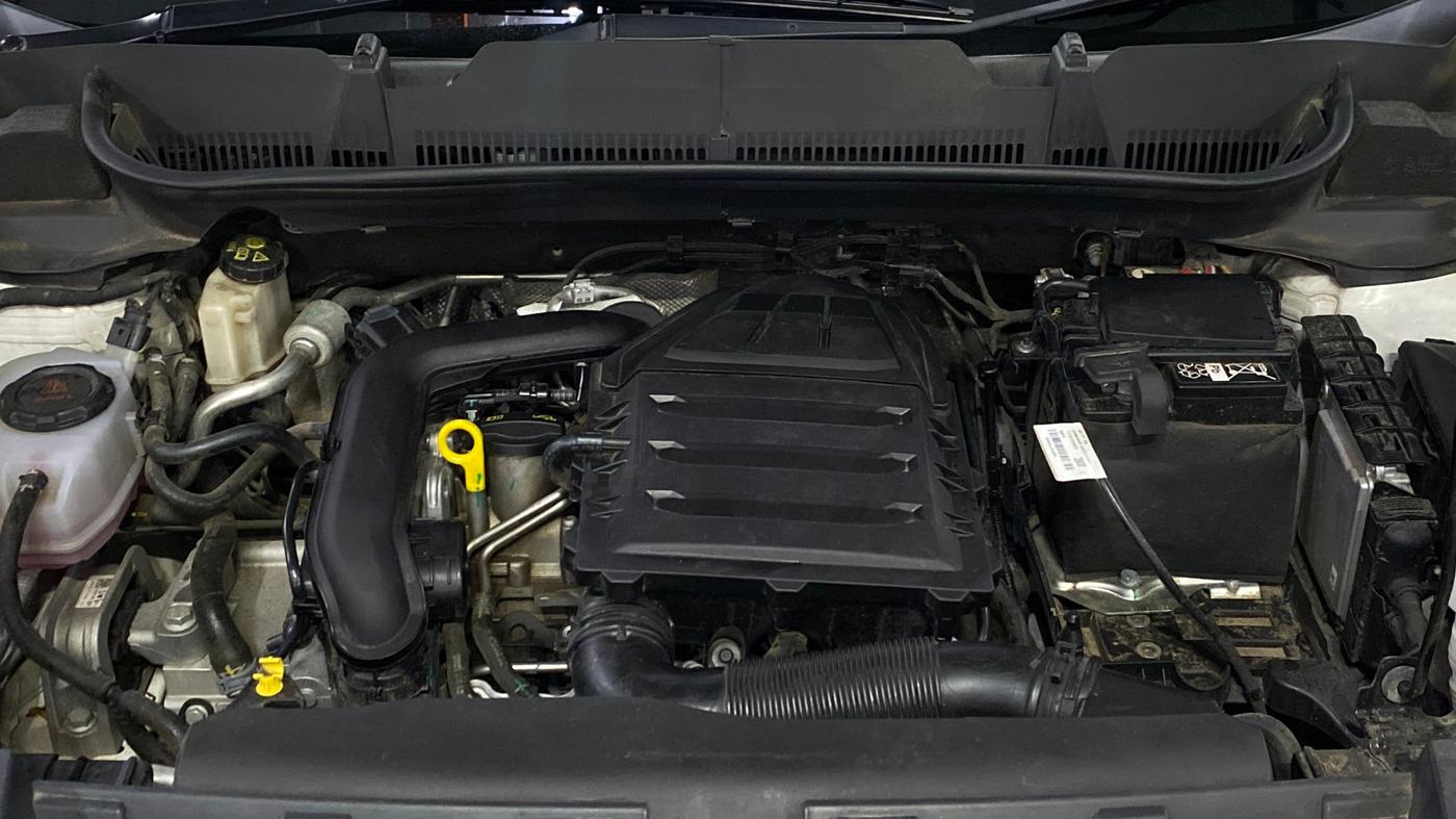 2024 Volkswagen TAIGUN GT Line 1.0L TSI AT, Petrol, Automatic, 34,097 km, Engine View