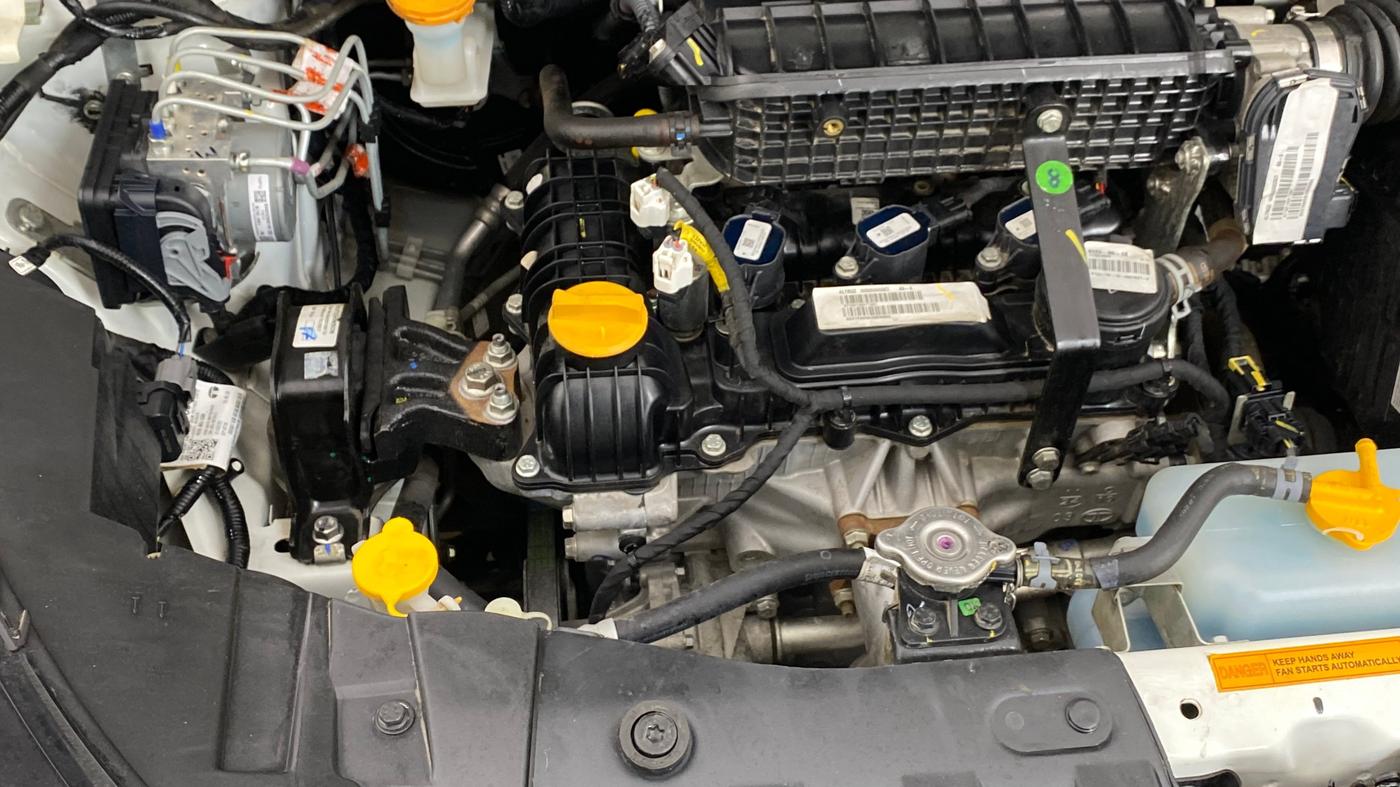 2025 Tata ALTROZ XMA PLUS PETROL, Petrol, Manual, 7,665 km, Engine View - Right