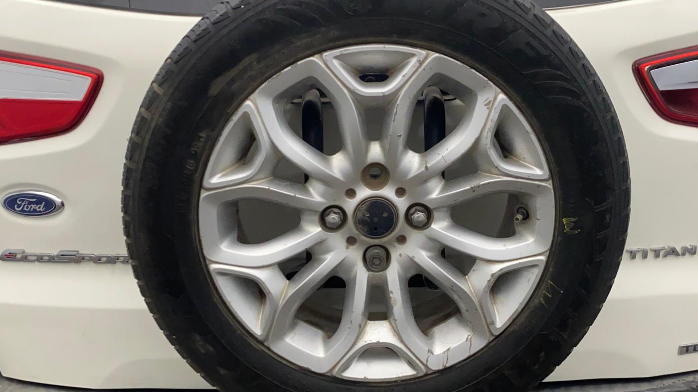 2015 Ford Ecosport TITANIUM 1.5L DIESEL, Diesel, Manual, 1,14,073 km, Spare Tyre