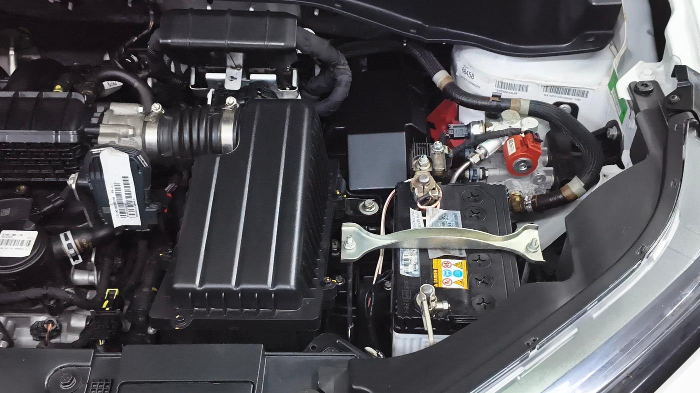 2025 Tata PUNCH PURE MT CNG, CNG, Manual, 29,502 km, Engine View - Left