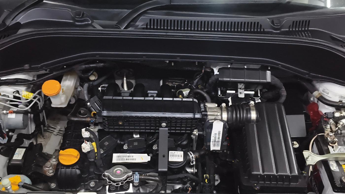 2025 Tata PUNCH PURE MT CNG, CNG, Manual, 29,502 km, Engine View