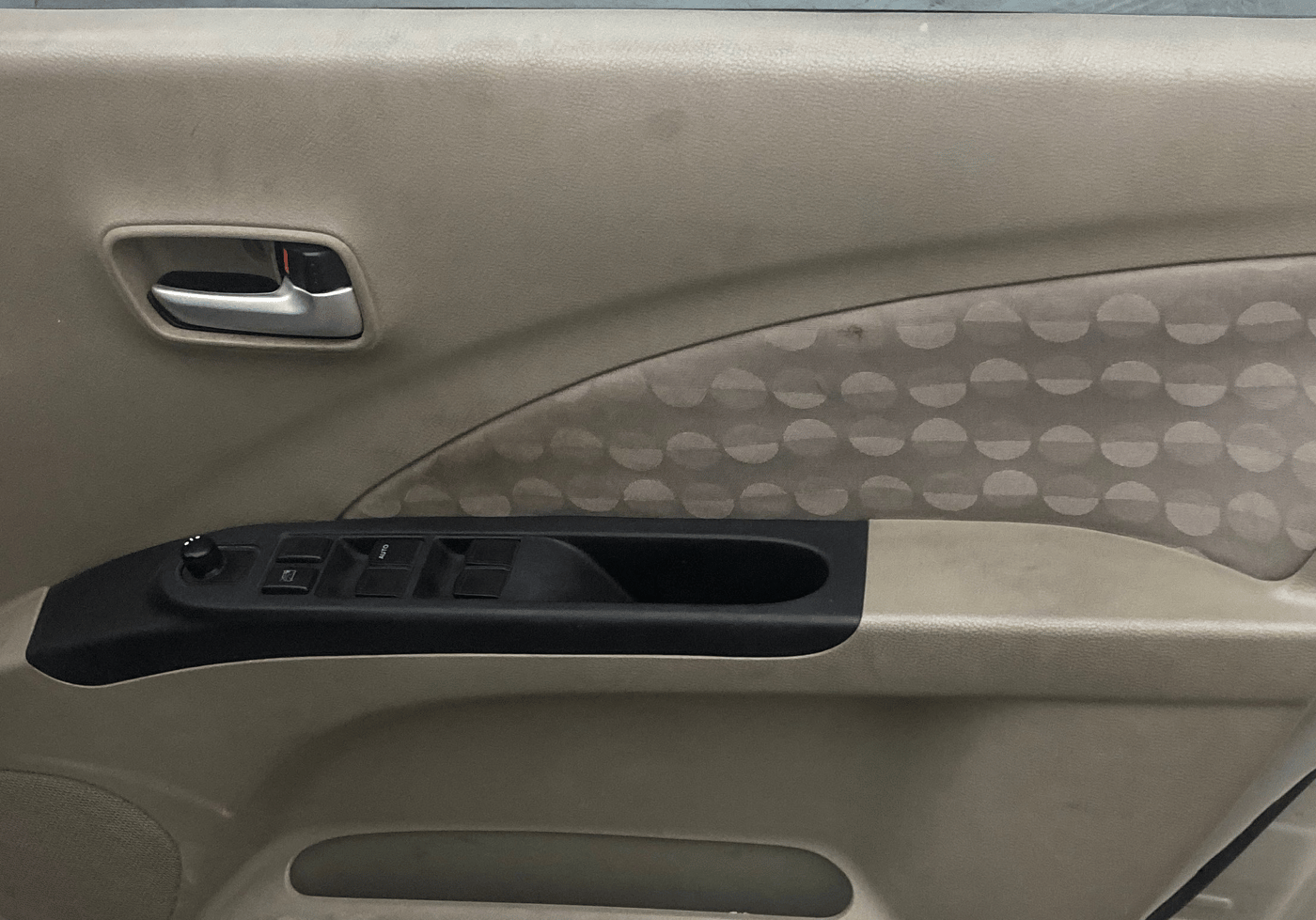 2017 Maruti Celerio ZXI, Petrol, Manual, 1,44,686 km, Driver Side Door Panels Control