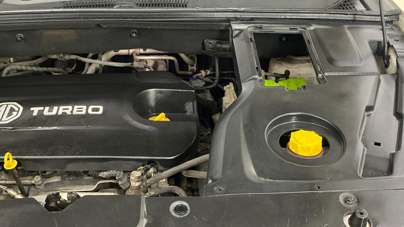 2021 MG HECTOR PLUS SELECT 2.0 DIESEL TURBO MT 7-STR, Diesel, Manual, 92,230 km, Engine View - Left