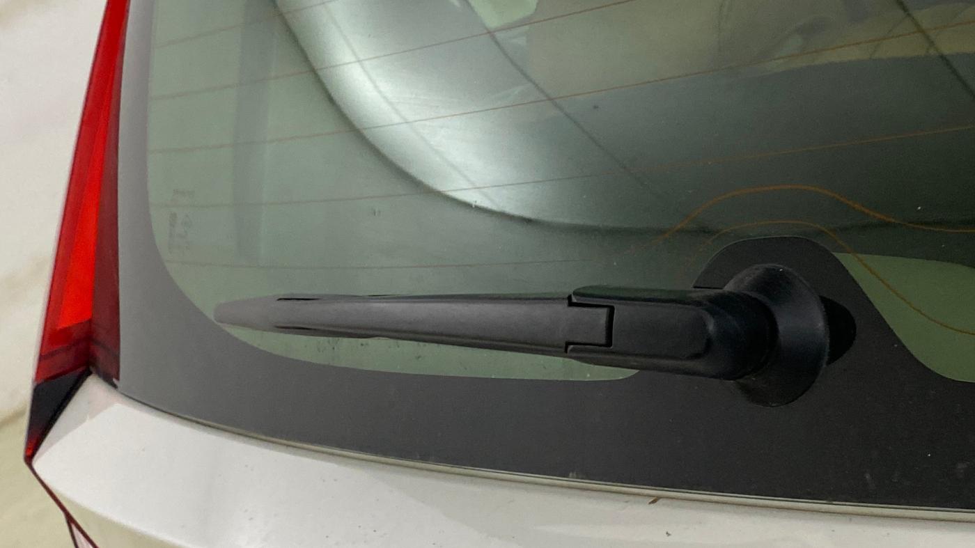 2021 Maruti Ertiga ZXI AT SHVS, Petrol, Automatic, 21,481 km, Rear Wiper