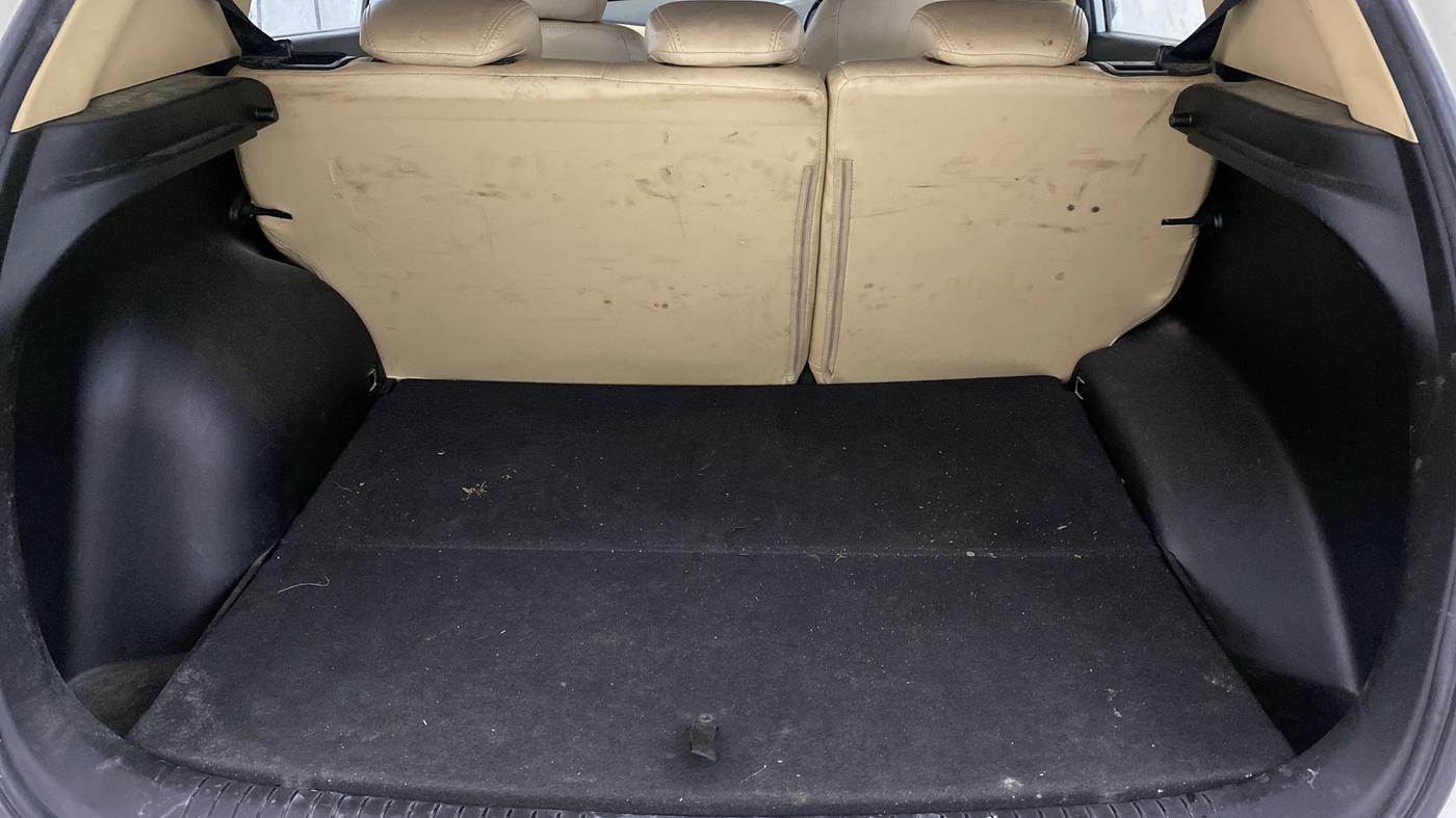 2017 Hyundai Creta SX PLUS AT 1.6 PETROL, Petrol, Automatic, 38,706 km, Boot Inside