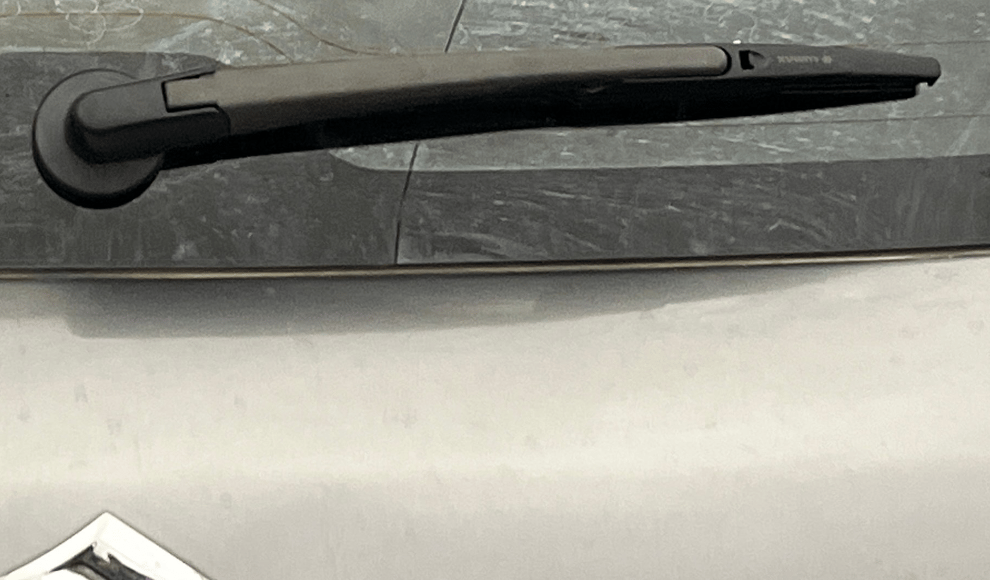 2015 Maruti Swift ZXI, Petrol, Manual, 56,451 km, Rear Wiper