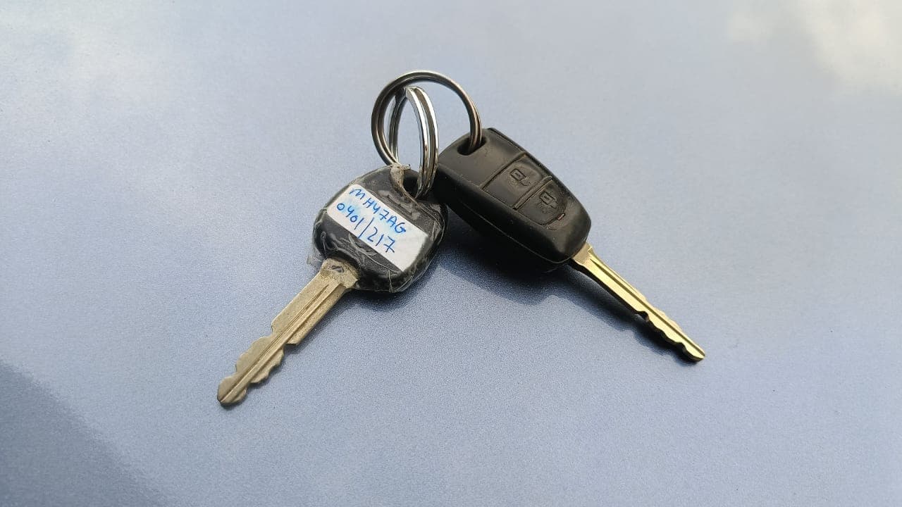2018 Hyundai Xcent S 1.2, Petrol, Manual, 34,778 km, Key Close Up
