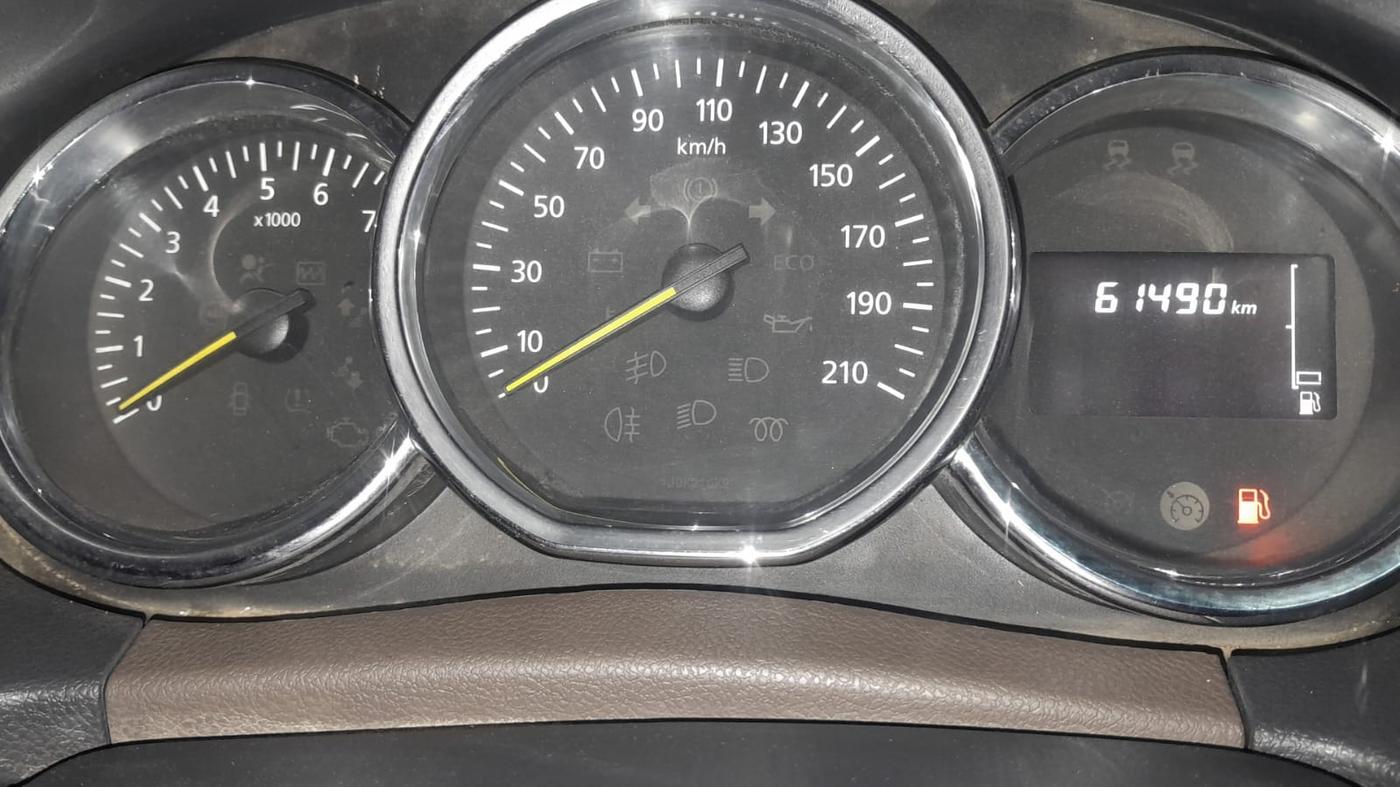 2017 Renault Duster RXL PETROL, Petrol, Manual, 61,482 km, Odometer Image