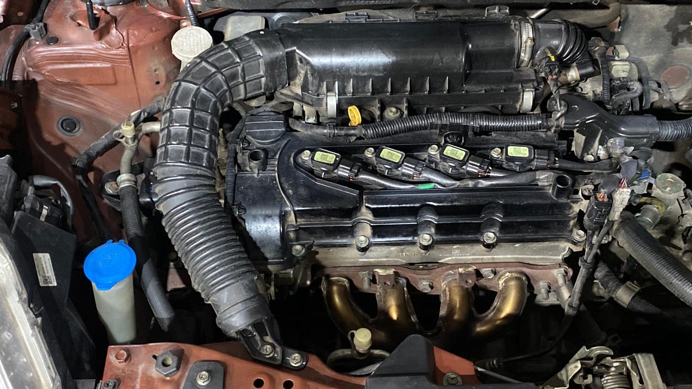 2019 Maruti Dzire VXI, Petrol, Manual, 63,555 km, Engine View - Right