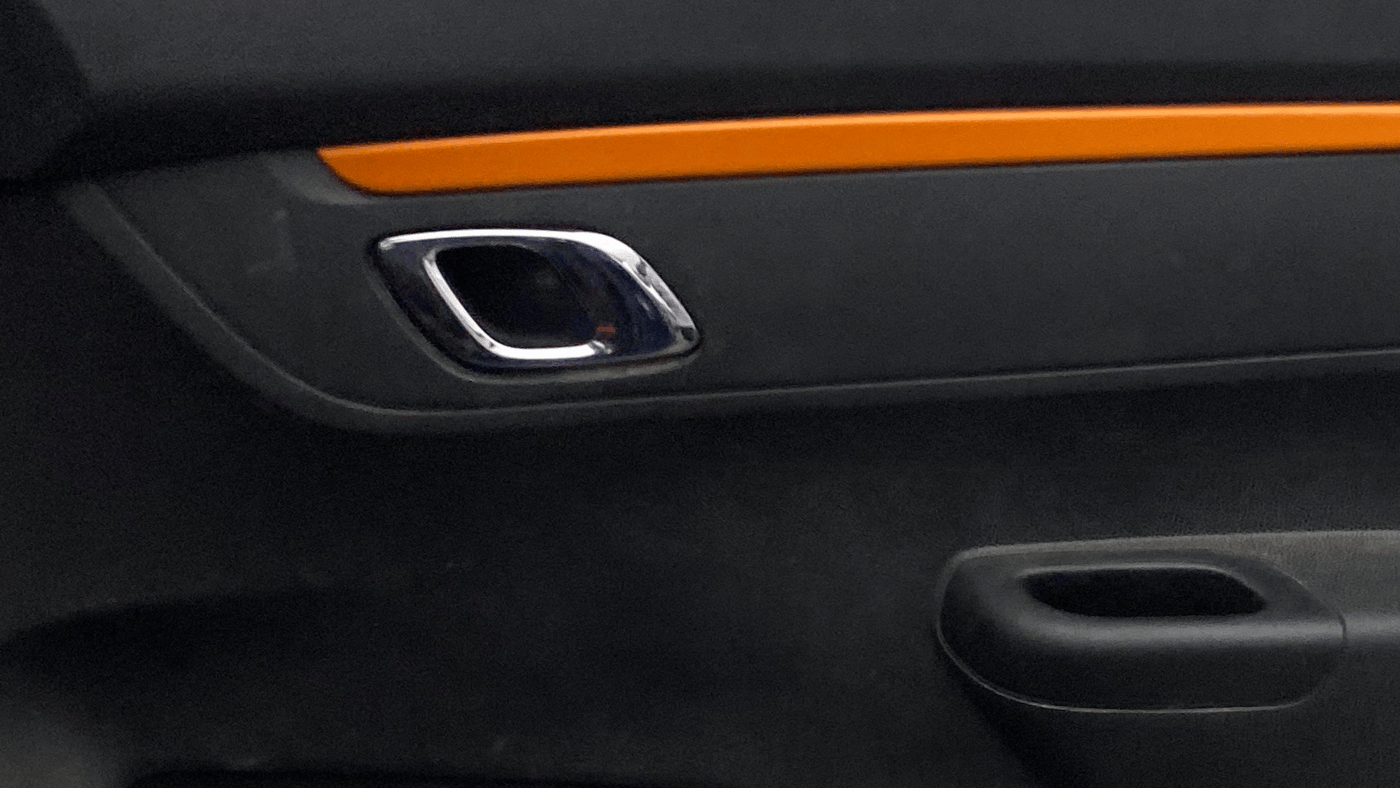 2020 Renault Kwid CLIMBER 1.0 (O), Petrol, Manual, 49,717 km, Driver Side Door Panels Control