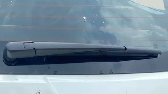 2023 Mahindra XUV300 W8 1.5 DIESEL, Diesel, Manual, 85,599 km, Rear Wiper