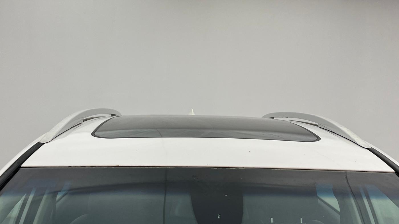 2019 MG HECTOR SHARP 1.5 DCT PETROL, Petrol, Automatic, 1,19,376 km, Moonroof/ Sunroof