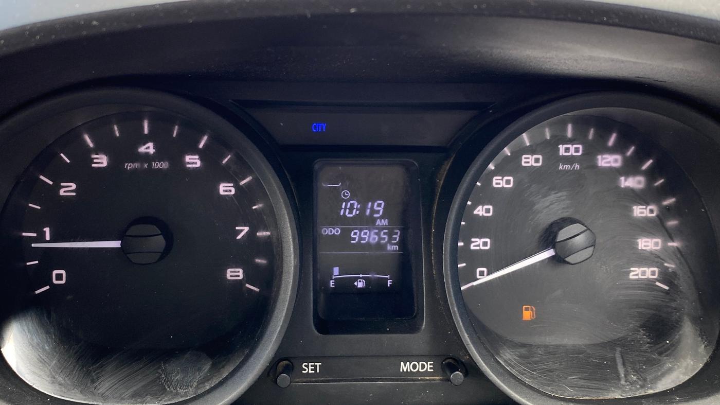 2017 Tata Tiago XT PETROL, Petrol, Manual, 99,653 km, Odometer Image