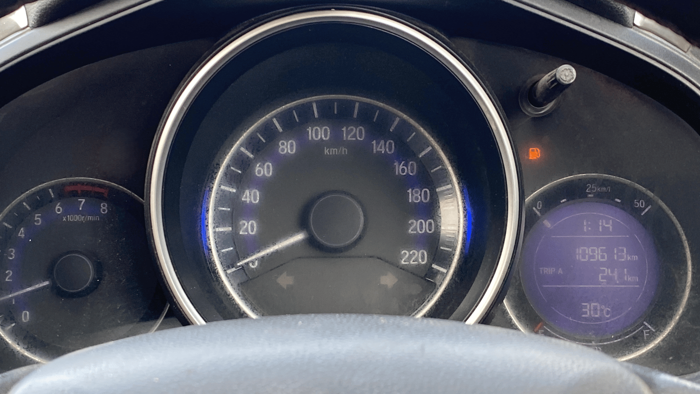 2016 Honda Jazz 1.2L I-VTEC V, CNG, Manual, 1,09,600 km, Odometer Image