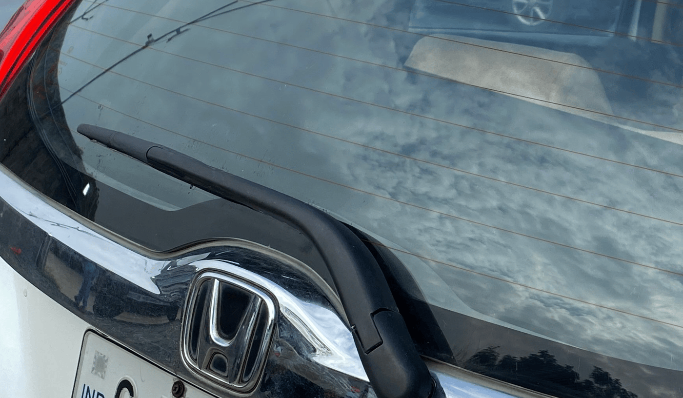 2016 Honda Jazz 1.2L I-VTEC V, CNG, Manual, 1,09,600 km, Rear Wiper