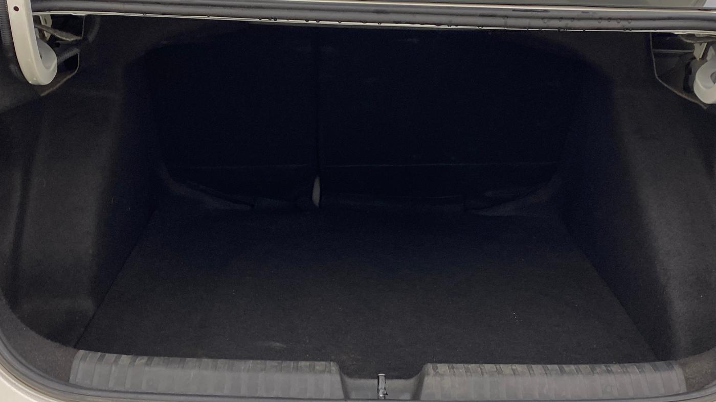 2023 Volkswagen VIRTUS HIGHLINE TSI 1.0 AT, Petrol, Automatic, 69,324 km, Boot Inside