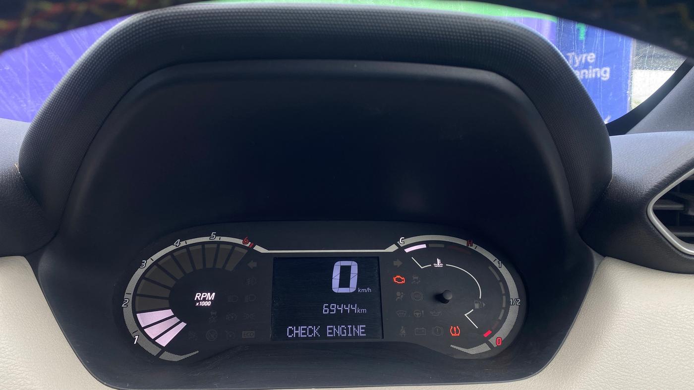 2024 Nissan MAGNITE XE, CNG, Manual, 69,436 km, Odometer Image