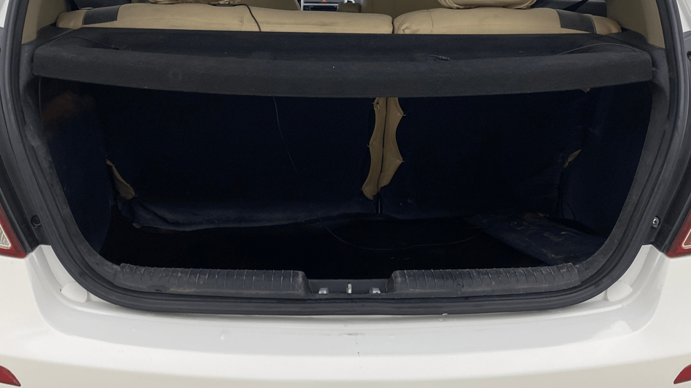 2014 Hyundai i20 ASTA 1.2, Petrol, Manual, 1,16,948 km, Boot Inside