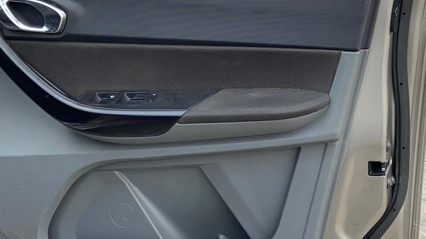 2019 Tata TIGOR XZA PLUS PETROL, Petrol, Automatic, 76,569 km, Driver Side Door Panels Control
